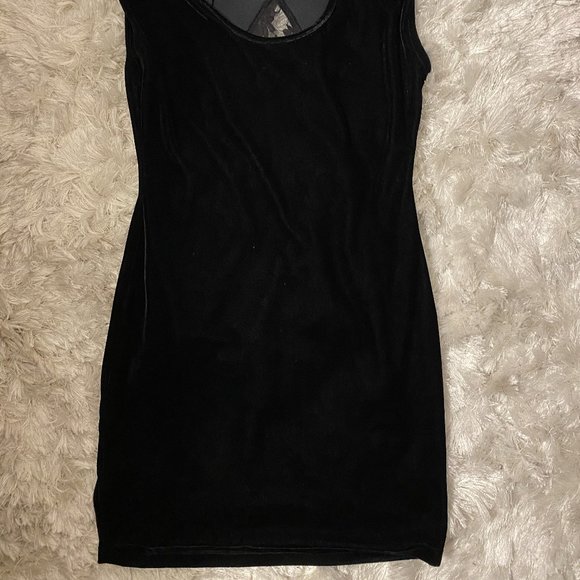 Black Velvet Material Girl Dress Size Large - Picture 8 of 10